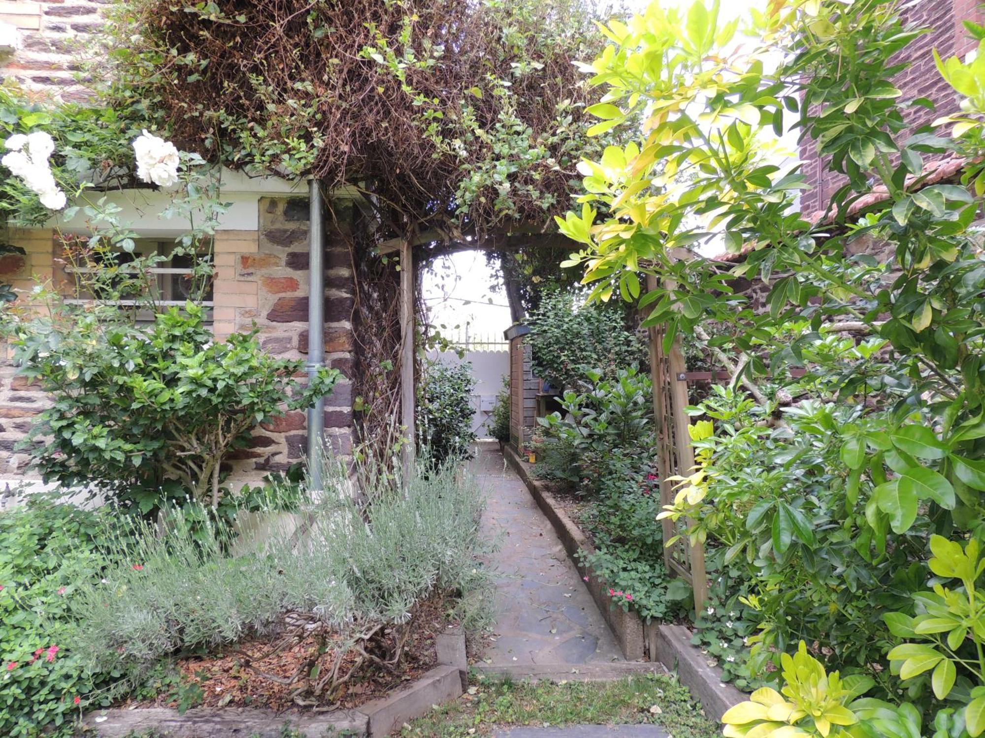 D'hote Le Jardin De L'esplanade Centre Et Gare *